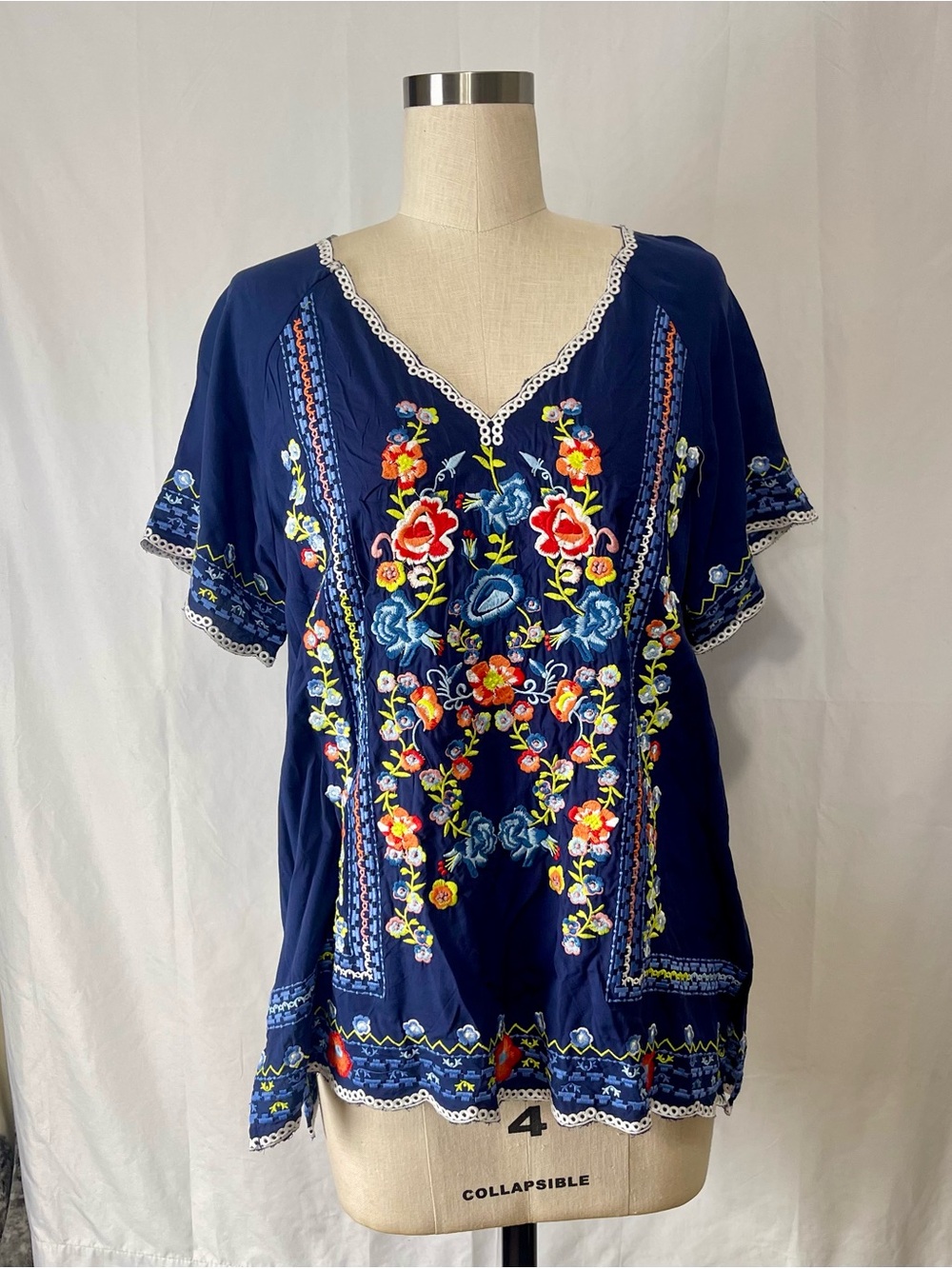 Women’s navy blouse top embroidered chic boho flowwy Time for Me Viscose Medium